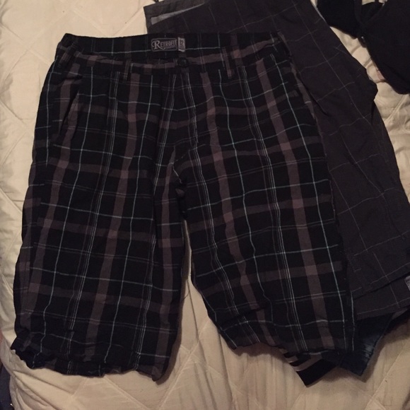 Retrofit brand shorts, size 32. Never used.