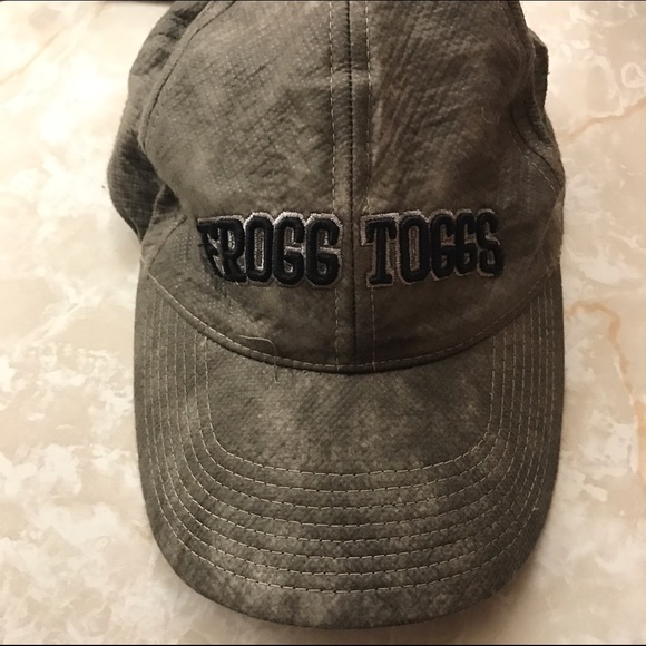 Waterproof Frogg Toggs Hat