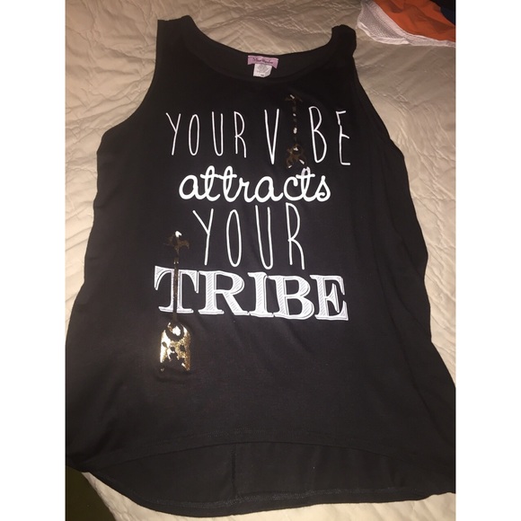 Vibe tank NWOT