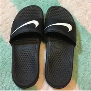 women's nike slides