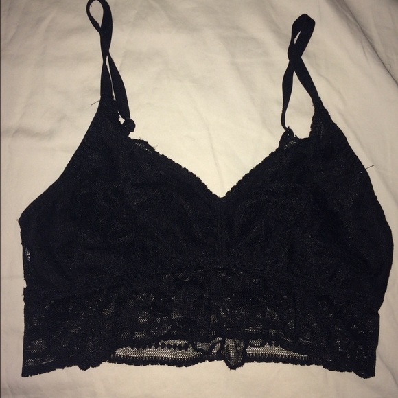 VS floral unlined lace bralette (15% off BUNDLES)