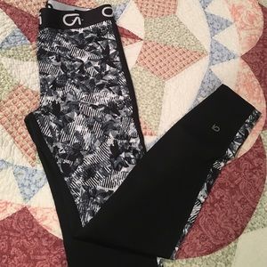 Never worn workout pants