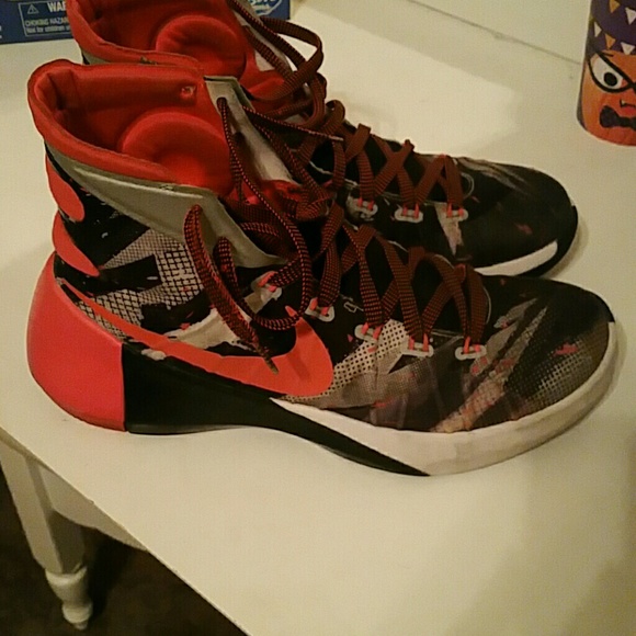Men's hyperdunks