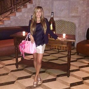 Meet your Posher, Melissa
