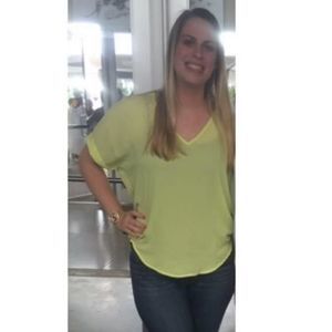 Meet your Posher, Lauren