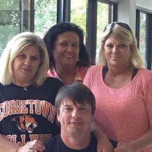 Meet your Posher, Connie