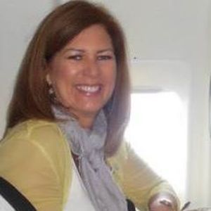 Meet your Posher, Mona