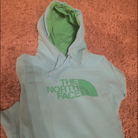 Women's North Face Sweatshirt