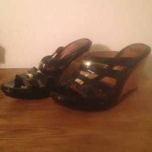 Sofft black wedge sandals