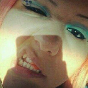 Meet your Posher, Valerie