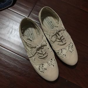 New never worn shoes