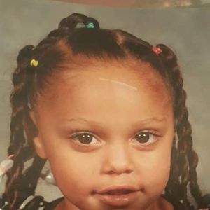 Meet your Posher, Kendra