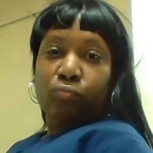 Meet your Posher, Monique