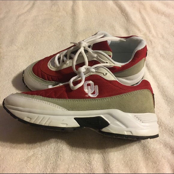 ou tennis shoes