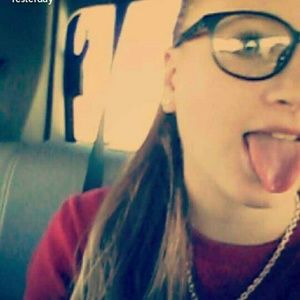 Meet your Posher, Alyson