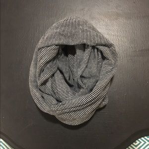 AE Infinity Scarf