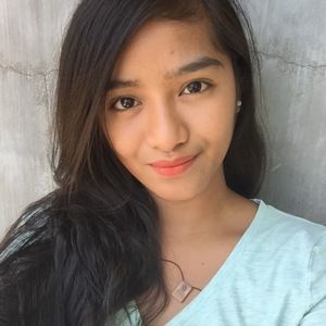 Meet your Posher, Allyana marie