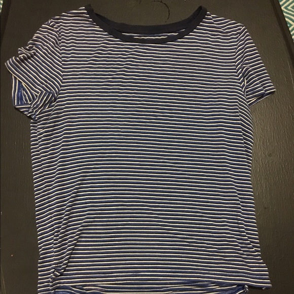 Crop Blue and White Striped Sheet - Picture 1 of 2