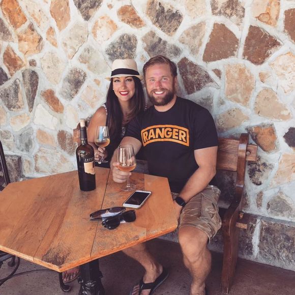 Meet your Posher, Stephanie - Picture 1 of 1