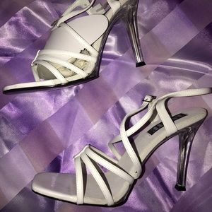 Jante White Patent Leather Sandals, Size 9