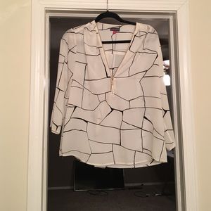 Vince Camuto zipper front shirt