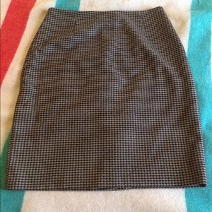 Ann Taylor pencil skirt - Petite 6