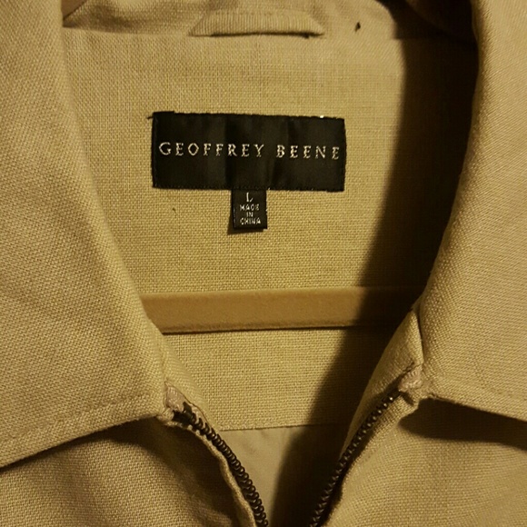 Tan light weight jacket - Picture 2 of 2