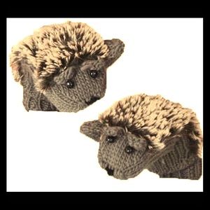 Reserve for @hedgeheist-  Hedgie Fuzzy Gloves-Gray
