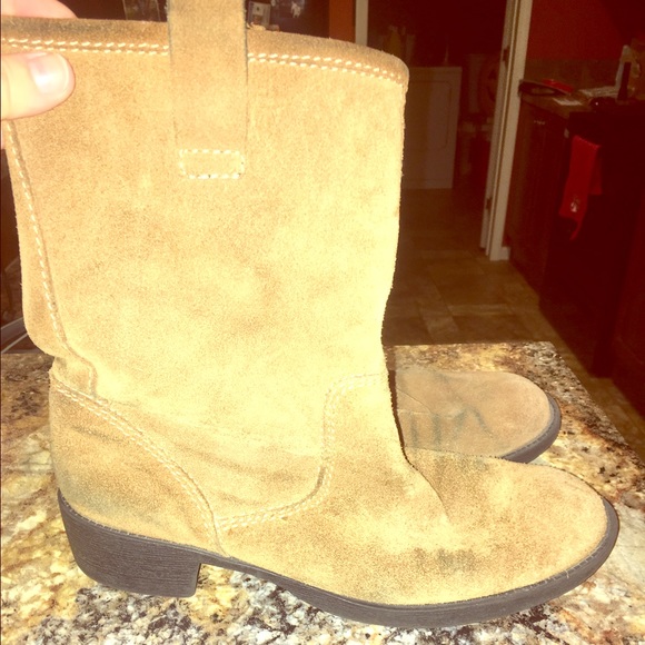 Leather boots