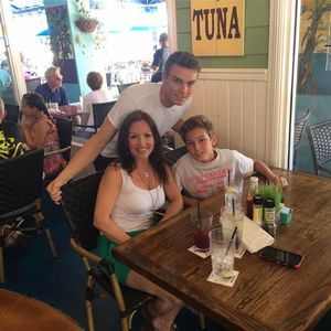 Meet your Posher, Robin