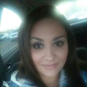 Meet your Posher, Chanelle