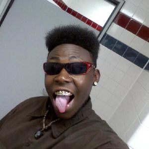 Meet your Posher, Warren