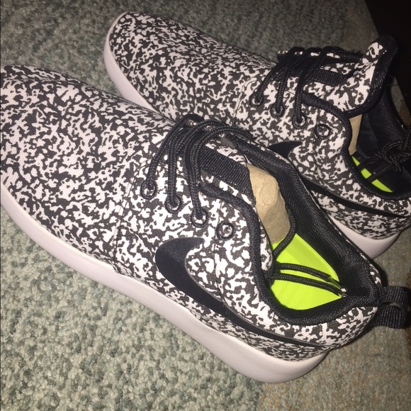 Nike Roshes
