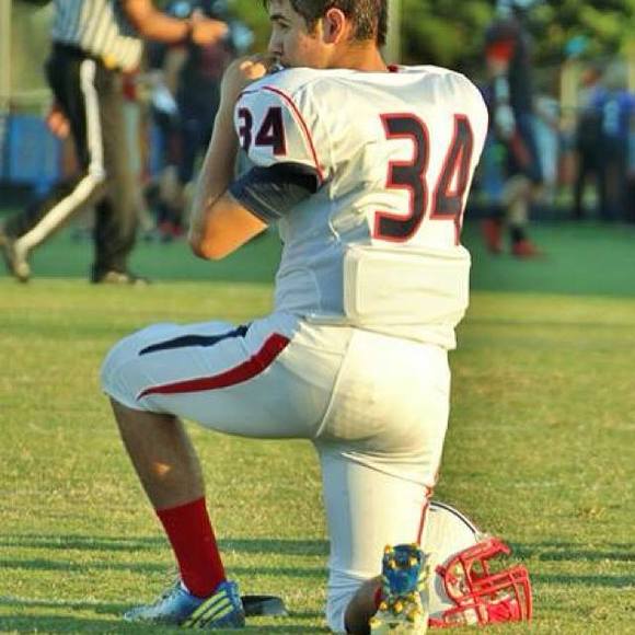 Meet your Posher, Carlos - Picture 1 of 1