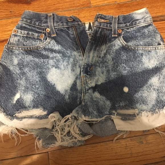 Levi acid wash high waisted jean shorts