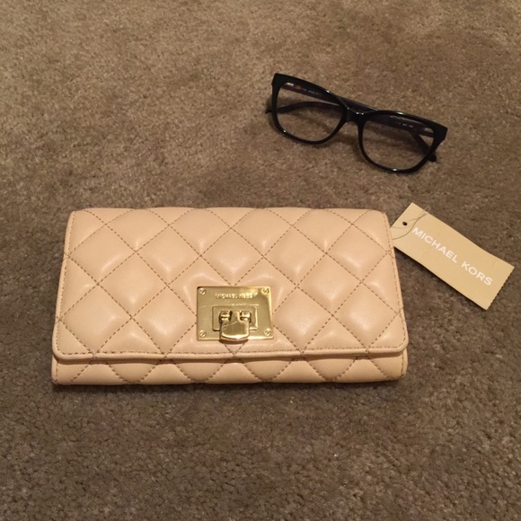 Michael Kors Handbags - Wallet