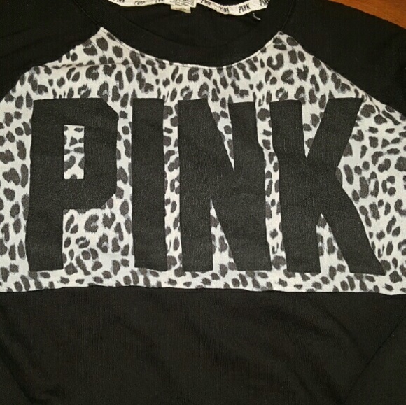 Vs Pink Snow Leopard Boyfriend Crewneck