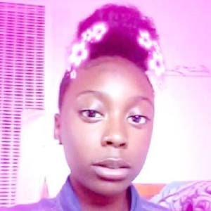 Meet your Posher, Marissa