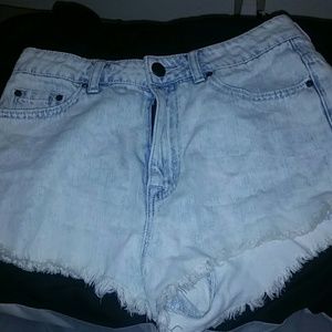NWT High waisted cut off shorts