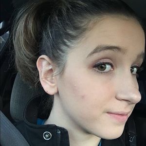 Meet your Posher, Sabrina