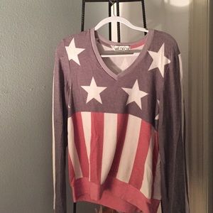 Wild fox American flag sweater size S