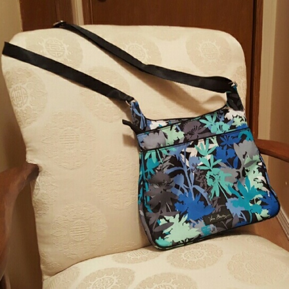 Vera Bradley Lighten Up Crossbody