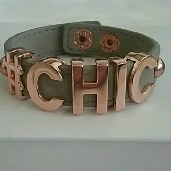 📱bcbgeneration rose gold bracelet📱