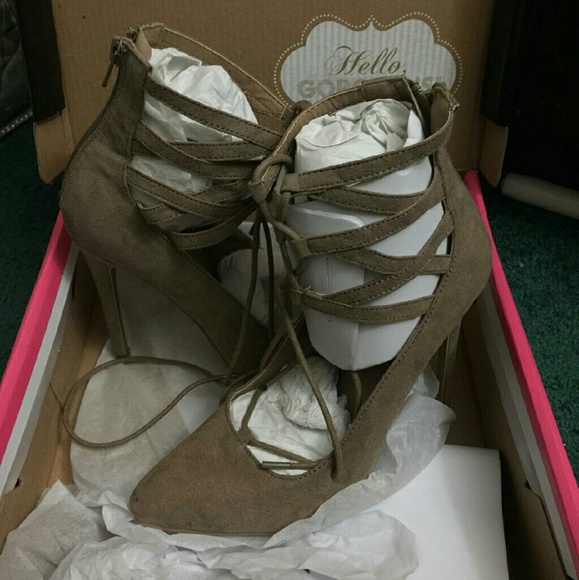 Stella Laced-up pointed heels - Picture 3 of 4