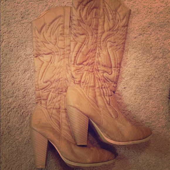 High heel country boots