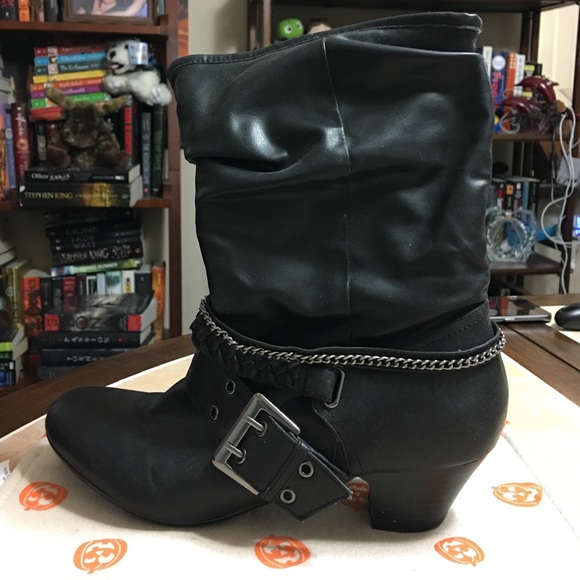 Decree women's black slouchy ankle heel boots