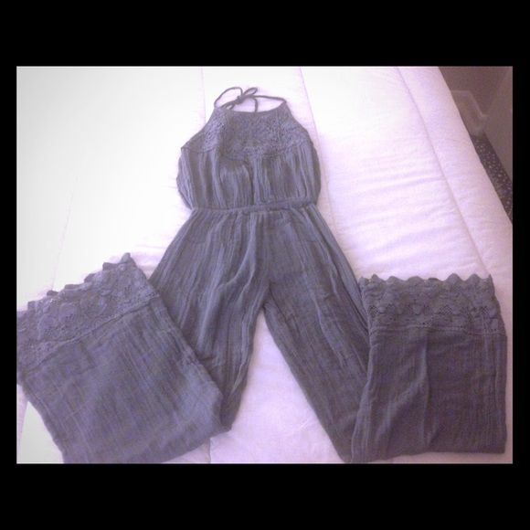 JENS PIRATE BOOTY JUMPSUIT Size: Small Gray Halter