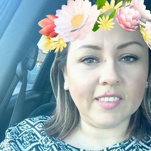 Meet your Posher, Marina