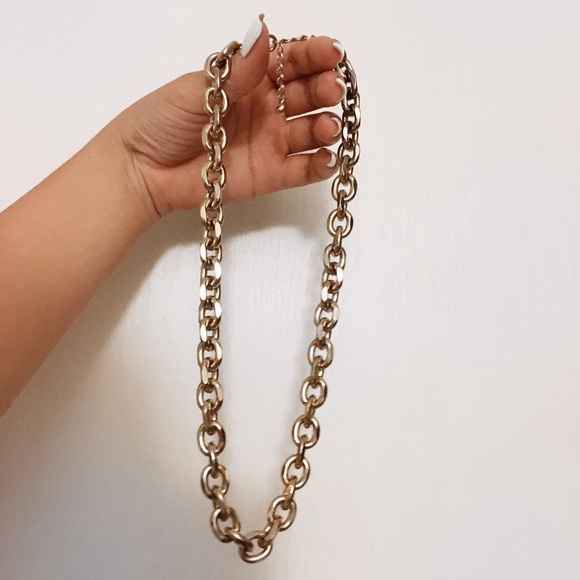 gold chain necklace