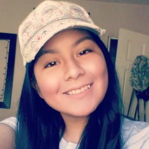 Meet your Posher, Nayeli